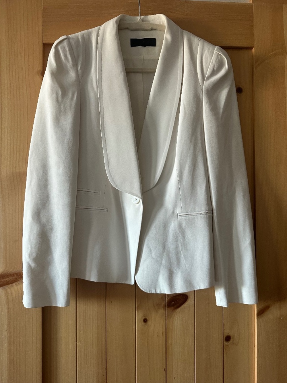Gorgeous UK designer Bastyan Blazer